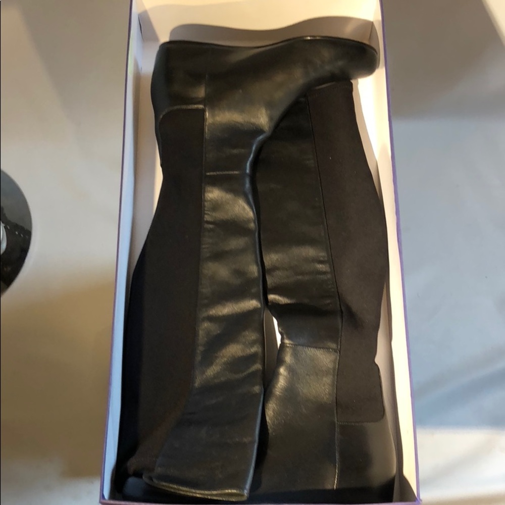 Stuart Weitzman lander Black nappa